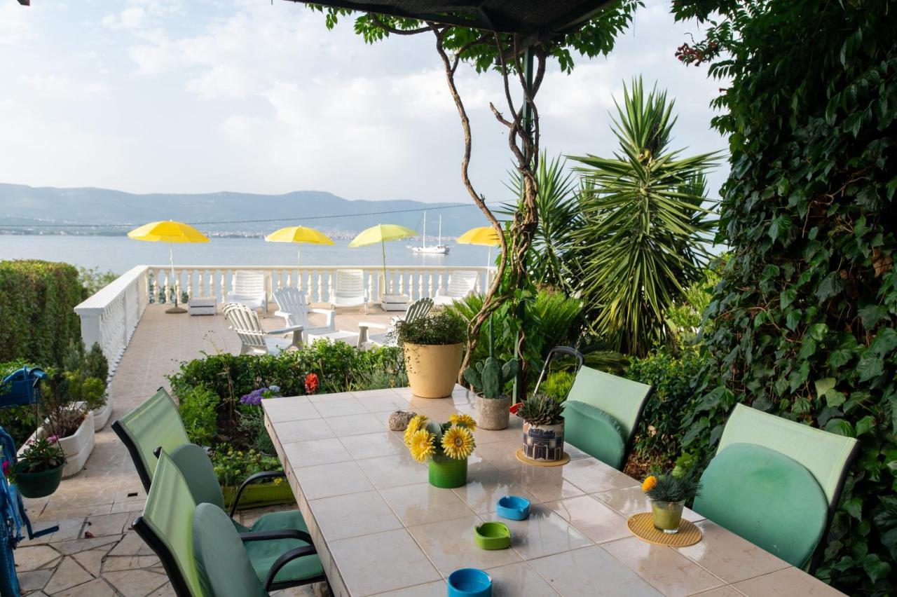 Fjaba - By The Sea - With The Big Terraces & Great Sea View *