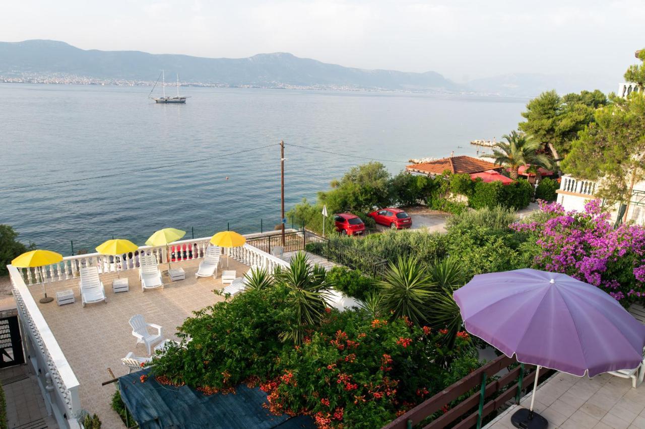 Apartma Fjaba - By The Sea - With The Big Terraces & Great Sea View Trogir