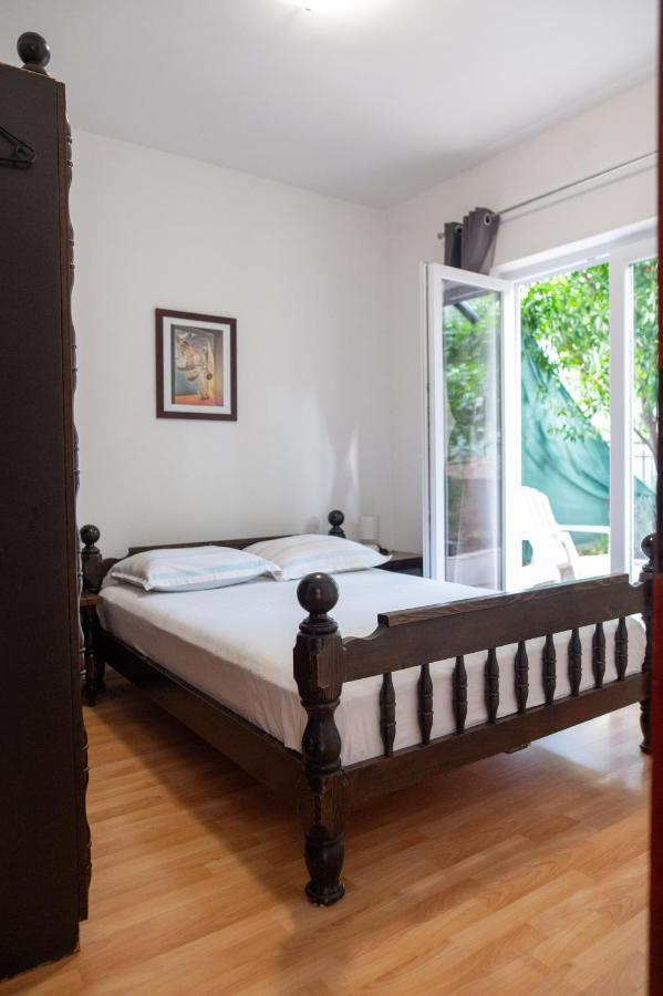 Fjaba - By The Sea - With The Big Terraces & Great Sea View Trogir