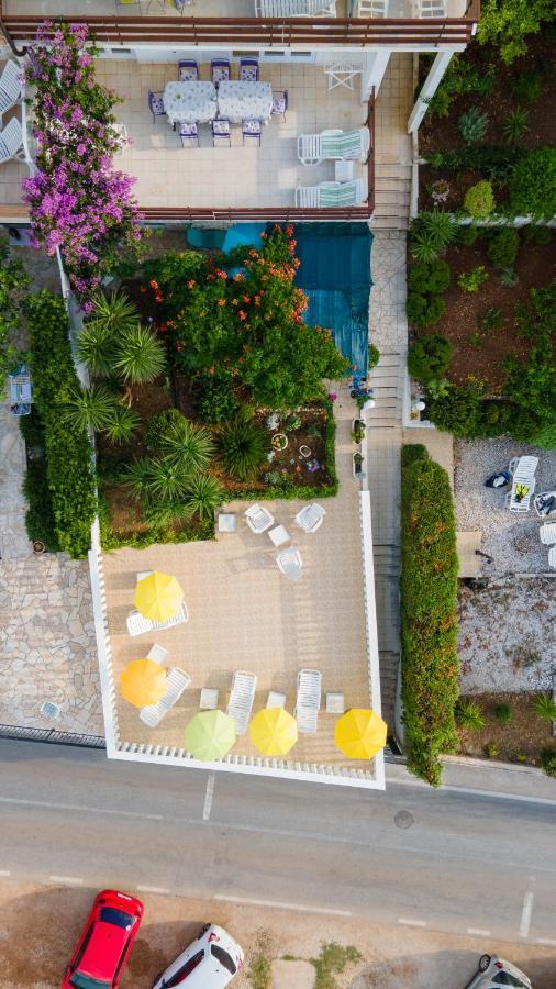 Apartman Fjaba - By The Sea - With The Big Terraces & Great Sea View